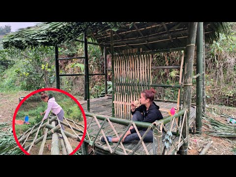 Single Mother Building a Bamboo House on the Farm Part 1