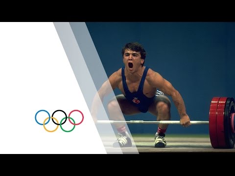 &amp;quot;The Pocket Hercules&amp;quot; S&amp;uuml;leymanoğlu Breaks Weightlifting World Record - Seoul 1988 Olympics