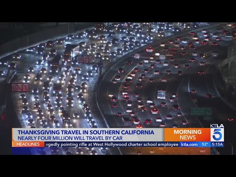 Record crowds expected to take to the air and hit the roads for Thanksgiving