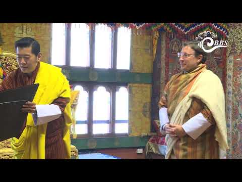 UNDP presents His Majesty the King of Bhutan a Special Award of Recognition