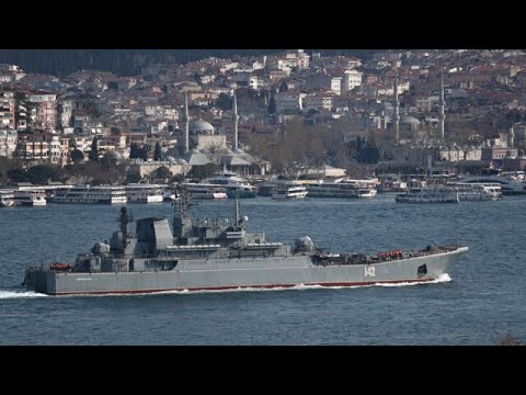 Ukraine greift russisches Schiff in Krimhafen Feodossija an