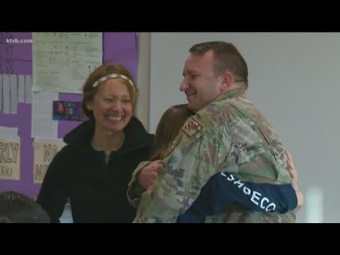 7's Hero: Nampa military dad surprises his kids at school with a surprise Christmas homecoming