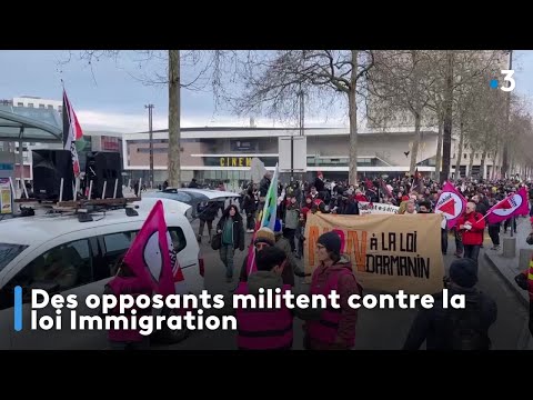 Les opposants se mobilisent contre la Loi Immigration