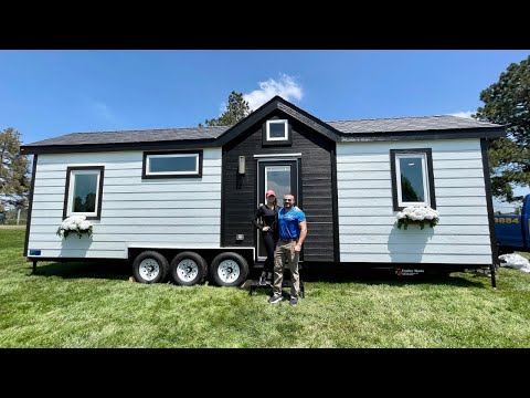 Decathlon Construction Builds Tiny Homes On Wheels!