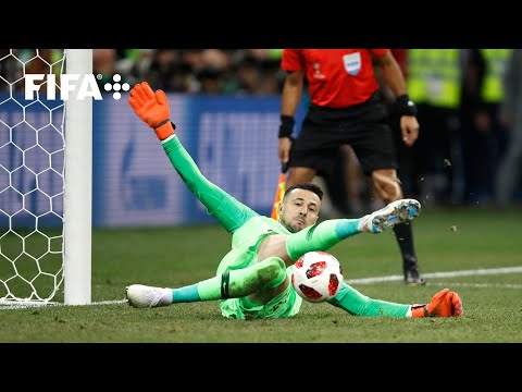 Goalkeeping MASTERCLASS in shoot-out! 🧤 | Full Penalty Shoot-Out: Croatia vs. Denmark