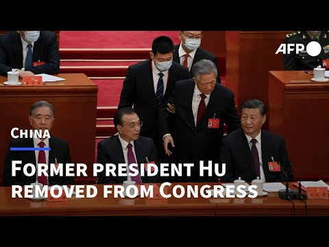 Unedited sequence of former Chinese president Hu unexpectedly leaving Congress | AFP