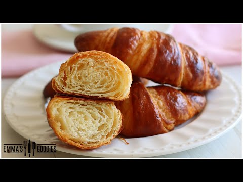 The Easiest way to make CROISSANTS | NO Folding