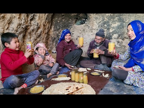 Old Lovers Simple Apple Jam Recipe in cave | Afghanistan Mountain village Life