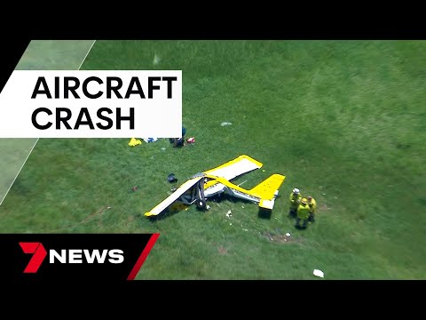 Two men die in light plane crash in Scenic Rim | 7 News Australia