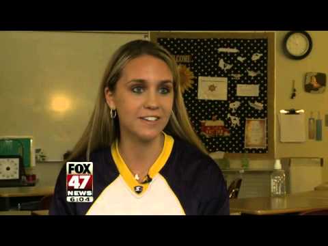 Soldier Surprises Daughter at School After Returning from Afghanistan