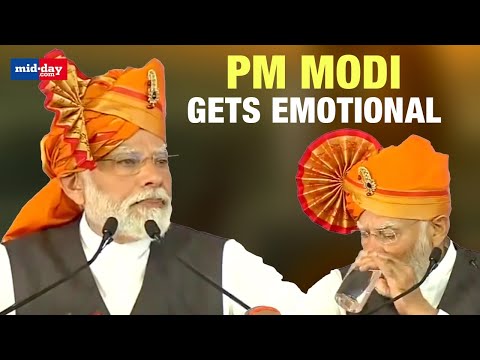 PM Modi Gets Emotional While Addressing PMAY Scheme Beneficiaries