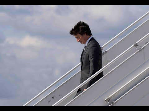 Justin Trudeau's plane breaks down during family vacation in Jamaica