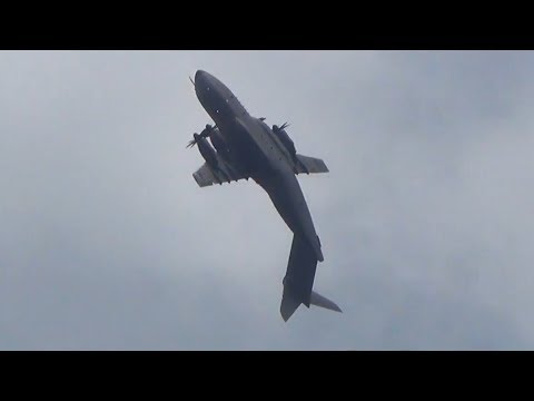 Airbus A400M pulls off incredible loop