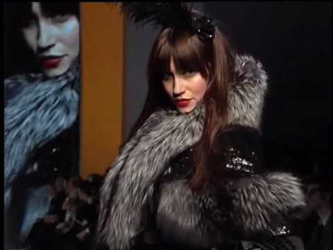 Valerio Braschi fashion  mifur 2010.wmv