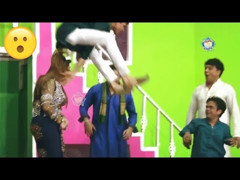 Best of Zafri Khan and Vicky Kodu with Asha Choudhary Stage Drama Baazigar Comedy Clip 2019