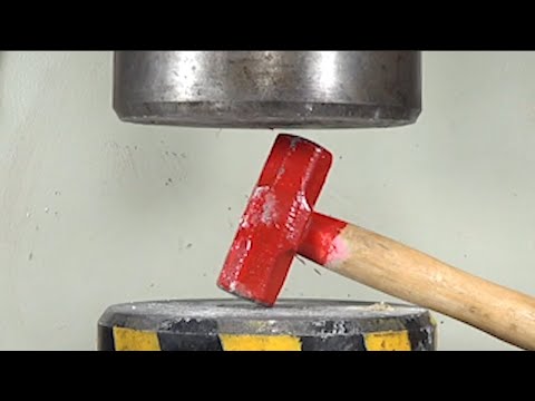 Solid big hammer challenges the ultimate pressure of hydraulic press