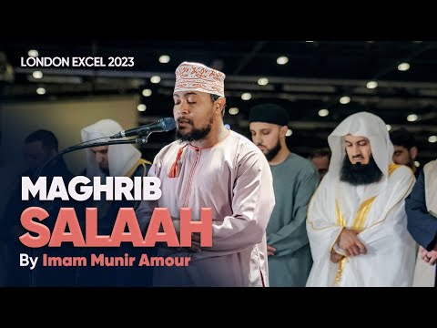 Sheikh Munir leading 15,000 people in Salah at ExCel London | Who does he sound like? ?