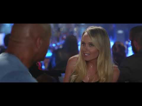 Dwayne Johnson Bar Fight Scene | Central Intelligence | HD 