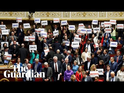 French politicians protest as controversial immigration bill passed