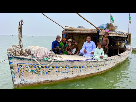 A Pakistani Village on Boats | Ancient Tribe | Boat House | Floating Village | Village Food Secrets