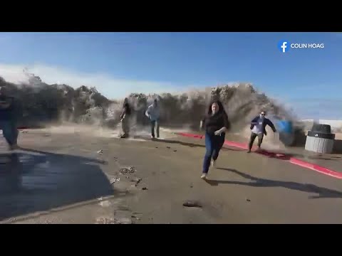 Rogue wave slams into Southern California beachgoers, 9 hospitalized