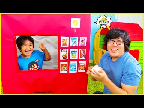 Ryan Pretend Play with Vending Machine Toy for Kids Story!!!