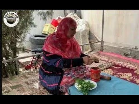 Cooking Tasty Pakoras with Grandpa &amp;amp; Grandma (Veggie Fritters/Veg appetizers)