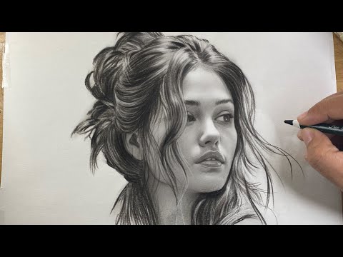 How to Draw a Portrait of Girl Using Reference Photo