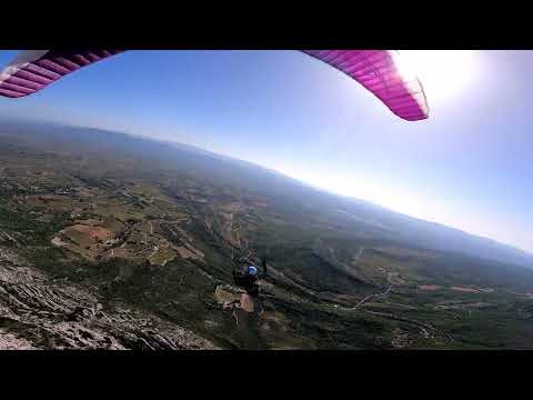 Vol parapente d'automne 2023, sur la Sainte Victoire, pic des mouches.