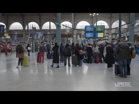 Si allaga tunnel, Eurostar tra Londra e Parigi cancellati. Viaggiatori bloccati alla vigilia di...