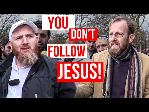 Muslim Shows Christian He Isn't Following the Bible