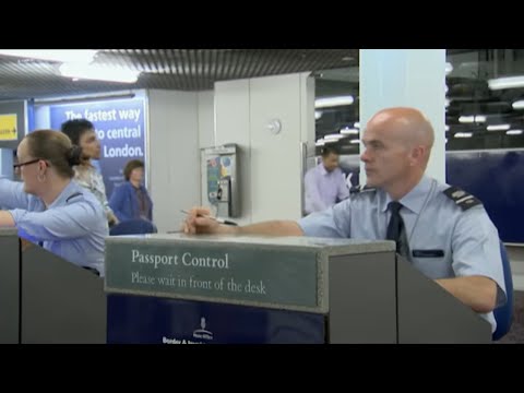 UK Border Patrol Agency Plays Cat &amp; Mouse with Smugglers! | Locked Up Abroad | Borders