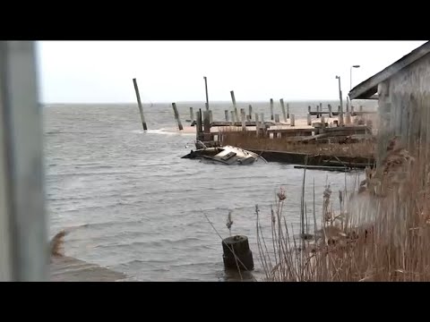 Flood prone neighborhoods on Long Island brace for winter storm