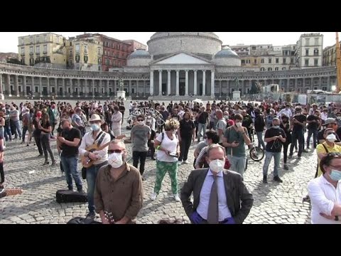 Lavoratori dello spettacolo in piazza a Napoli, Rispo: &laquo;Intervenire subito&raquo;