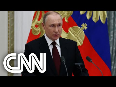 Putin afirma ao presidente turco que s&oacute; encerrar&aacute; guerra se Ucr&acirc;nia parar de resistir | CNN DOMINGO