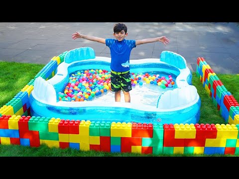 Jason स्विमिंग पूल की कहानी में तैरना चाहता है | बच्चों के लिए Inflatable पूल