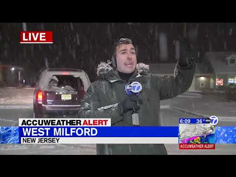 Snow coming down in parts of Tri-State-Area