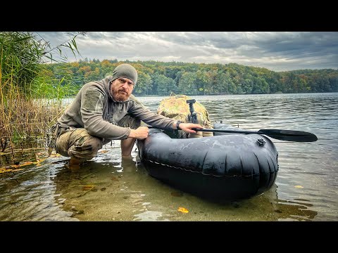 Ich fahre mit einem Packraft auf eine Insel &amp;amp; baue dort einen Stealth Shelter mit Milit&amp;auml;rausr&amp;uuml;stung