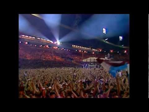 Queen - We Are The Champions (Live at Wembley 11.07.1986)