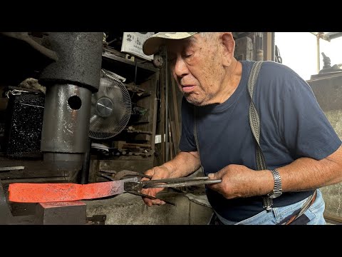 Making Japanese Steel Knives since 1796! EDO Period blacksmith!