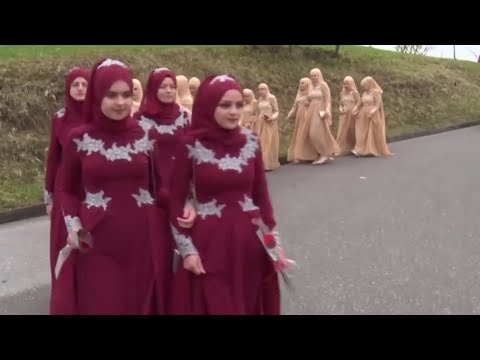 Islamic School in Bosnian With 'Ya Nabi' Mashup