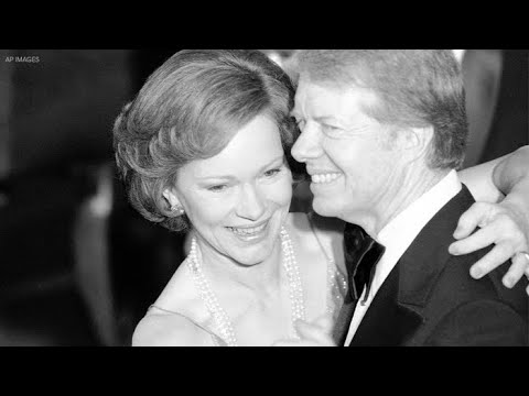 Former first lady Rosalynn Carter dies