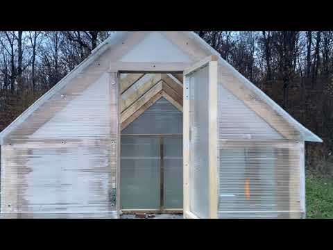 DIY greenhouse from pallet wood - one man job under 150$