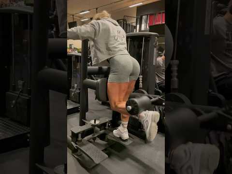 Back to grinding! IFBB PRO Modesta Halby leg workout 🏋🏻&zwj;♀️ 