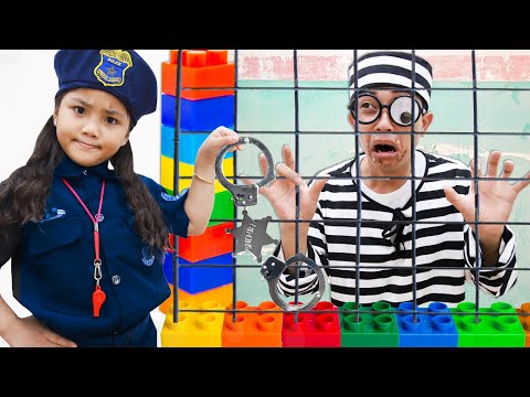 Annie and Grandma Pretend Play Police Catching Runaway Prisoner Adventure | Fun Kids Cops Stories