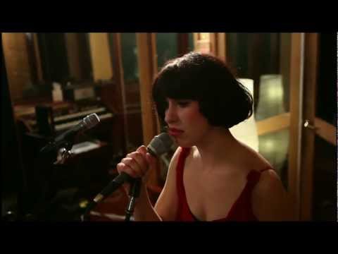 Kimbra - &amp;quot;Settle Down&amp;quot; (Live at Sing Sing Studios)