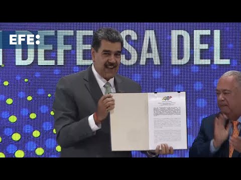 M&aacute;s de 10 millones de venezolanos votaron en el referendo sobre el Esequibo, seg&uacute;n el CNE