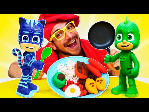 🍳 Preparando un delicioso calentado para Catboy y Gekko 🍳 Videos de los PJ Masks. Cocina para ni&ntilde;os