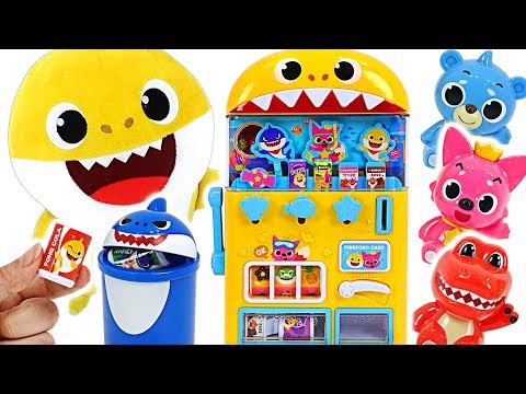 Baby Shark drinks vending machine toys play! Let's get milk and candy~! 