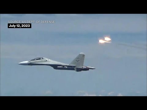 Chinese Fighter Jet Drops Series of Flares 900 Feet From US Plane